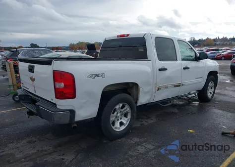 2011 Chevrolet Silverado 1500 Lt z USA, uszkodzony, nr VIN 3GCPKSEA1BG401836